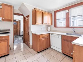 126 Blakeman Place, Stratford CT 06615