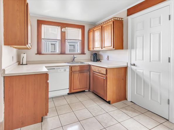 126 Blakeman Place, Stratford CT 06615