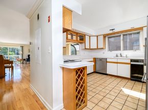 123 Harbor Drive Apt 311, Stamford CT 06902