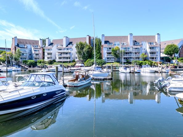 123 Harbor Drive Apt 311, Stamford CT 06902