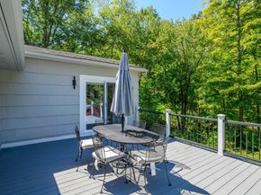 9 Chuck Wagon Lane, Danbury CT 06810
