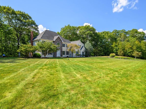 66 Marlin Road, Newtown CT 06482