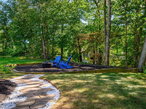 66 Marlin Road, Newtown CT 06482