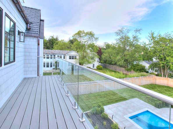 22 Apple Tree Trail, Westport CT 06880