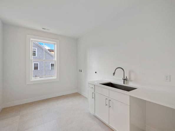 32 Webb Road, Westport CT 06880