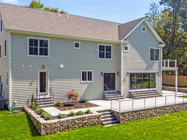 32 Webb Road, Westport CT 06880