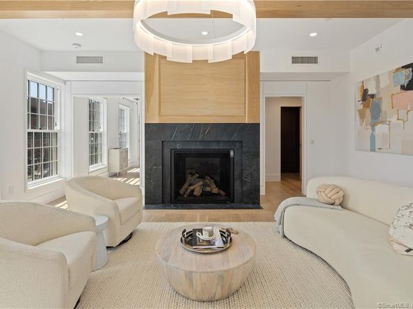 42 Forest Street Loft A, New Canaan CT 06840