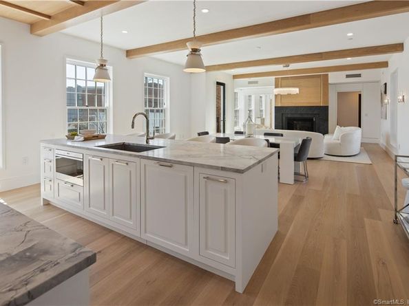42 Forest Street Loft A, New Canaan CT 06840