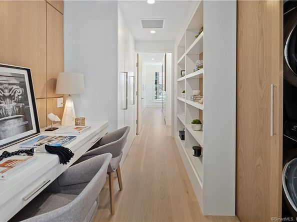42 Forest Street Loft A, New Canaan CT 06840