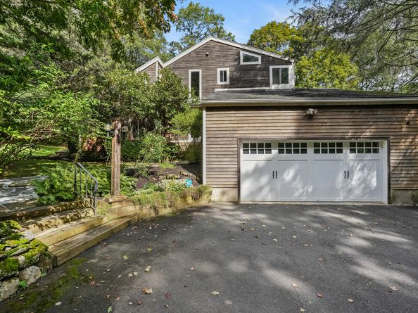 15 Bartram Drive, Redding CT 06896