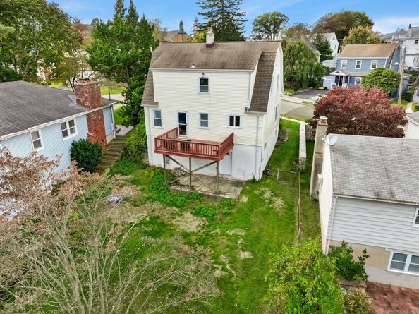 52 Penzance Road, Stamford CT 06902