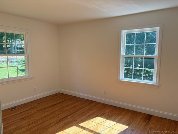 14 Clayton Road, Danbury CT 06811