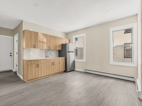 82 Waldorf Avenue, Bridgeport CT 06605
