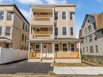 82 Waldorf Avenue