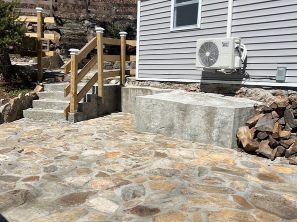 22 Hemlock Trail, Newtown CT 06482