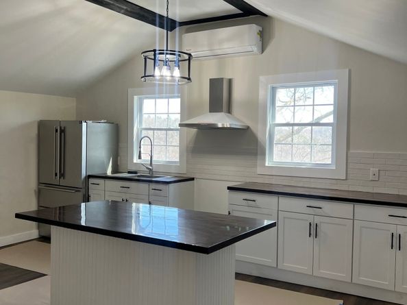 22 Hemlock Trail, Newtown CT 06482