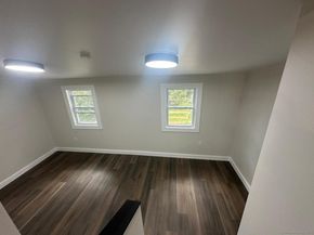 22 Hemlock Trail, Newtown CT 06482