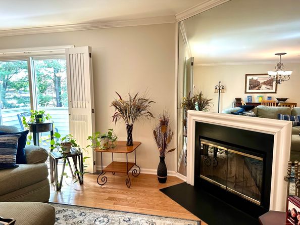 2700 Bedford Street J, Stamford CT 06905