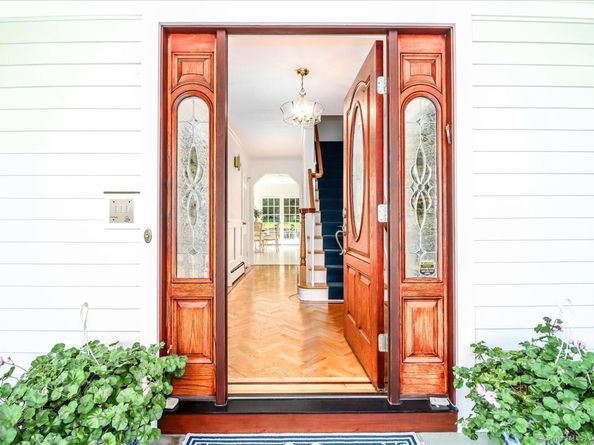 30 Thornwood Road, Stamford CT 06903
