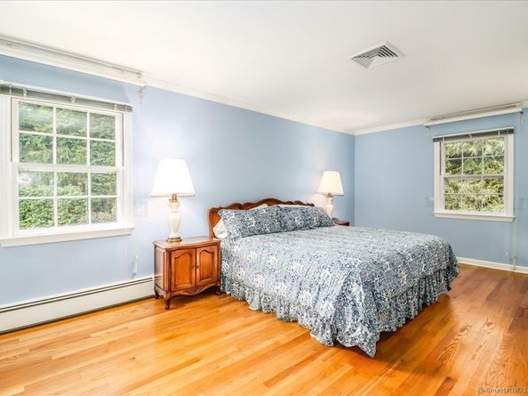 30 Thornwood Road, Stamford CT 06903