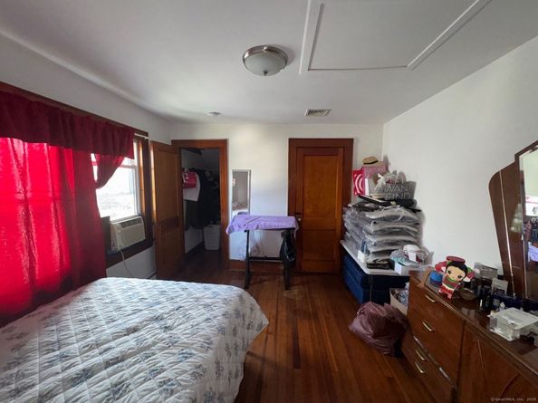 88 Boswell Street, Stratford CT 06615