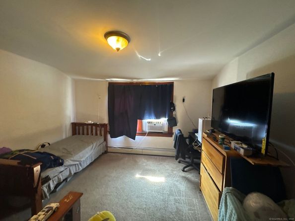 88 Boswell Street, Stratford CT 06615