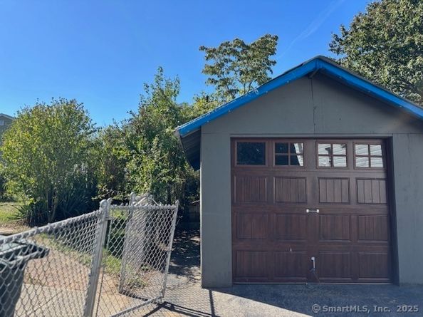 99 Indian Avenue, Bridgeport CT 06606