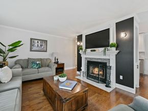 253 Mayfield Drive 253, Trumbull CT 06611