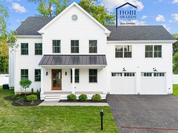 45 Robin Circle, Fairfield CT 06824