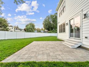 45 Robin Circle, Fairfield CT 06824