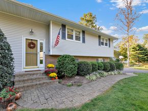 52 Autumn Drive, Monroe CT 06468