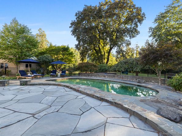 93 E Meadow Road, Wilton CT 06897