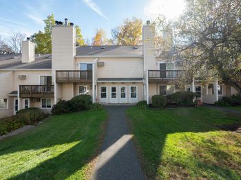 8 Rose Lane