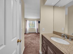 8 Rose Lane APT 248, Danbury CT 06811