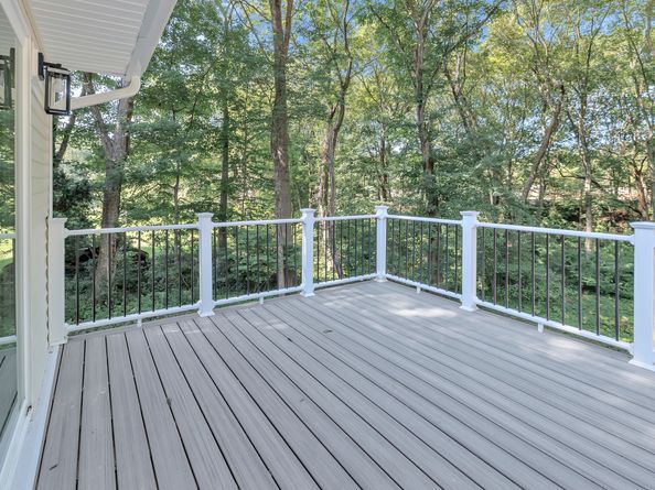 51 Great Oak Road, Shelton CT 06484