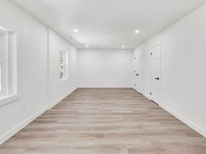 51 Great Oak Road, Shelton CT 06484