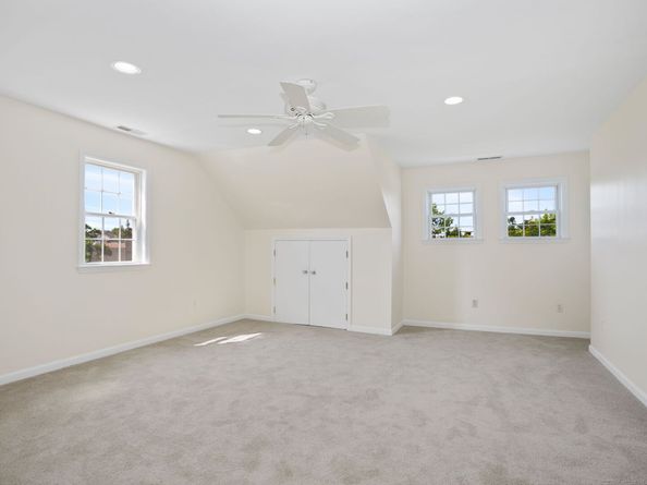 19 Stillwater Avenue APT E, Stamford CT 06902