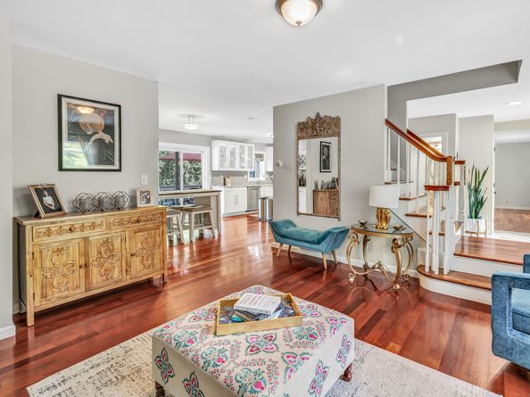 190 Thoreau Drive, Shelton CT 06484