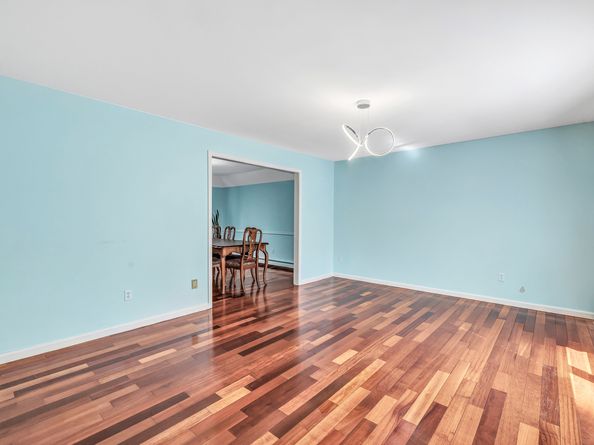 190 Thoreau Drive, Shelton CT 06484