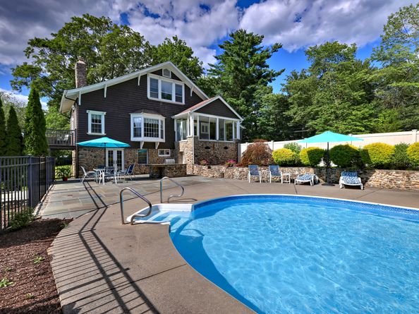 1209 Daniels Farm Road, Trumbull CT 06611