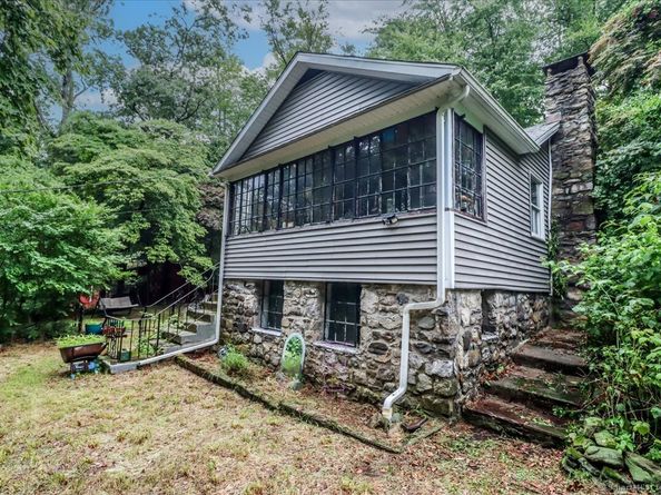 52 Hudson Drive, New Fairfield CT 06812