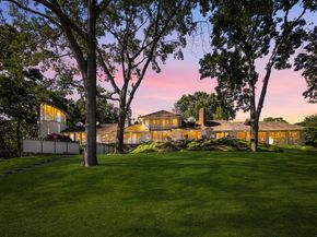 11 Beachside Common, Westport CT 06880