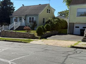 325 Goldenrod Avenue, Bridgeport CT 06606