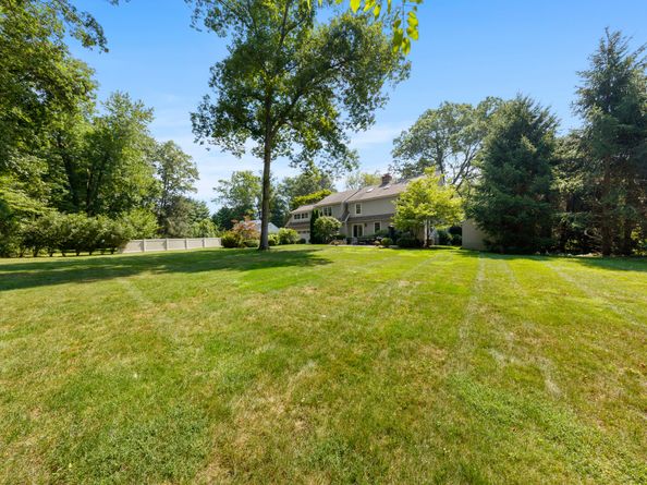 358 Hoyt Street, Darien CT 06820