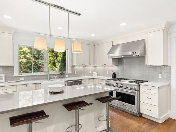 358 Hoyt Street, Darien CT 06820