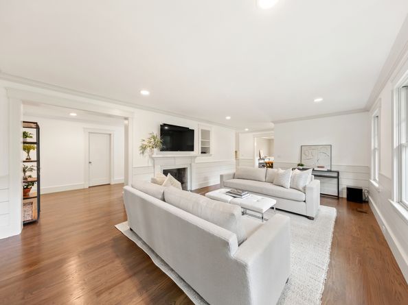 358 Hoyt Street, Darien CT 06820