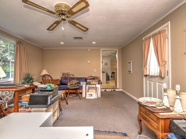 56 Waller Road, Trumbull CT 06611