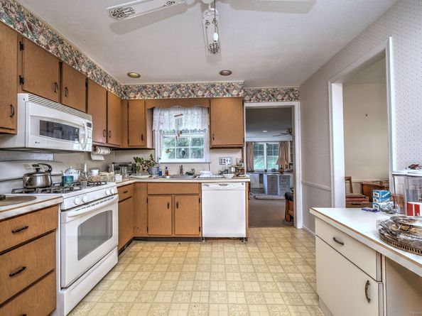 56 Waller Road, Trumbull CT 06611