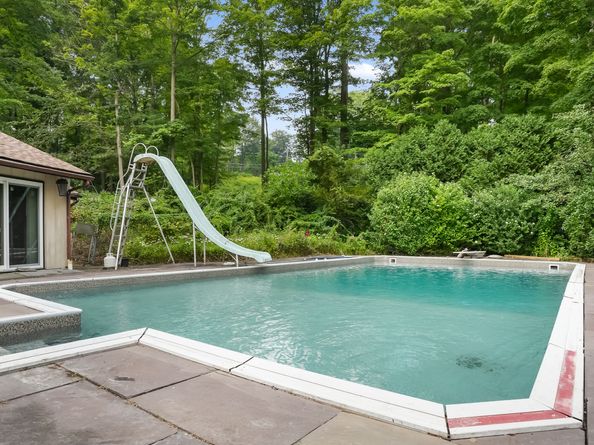 13 Fir Drive, Danbury CT 06811