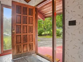 13 Fir Drive, Danbury CT 06811